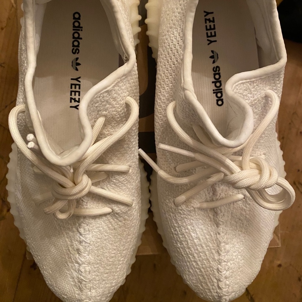 Adidas x Yeezy 350 Boost V2